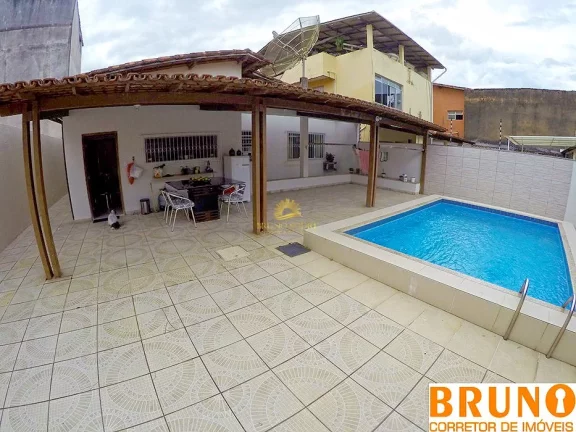 Imagem Excelente oportunidade de adquirir uma casa no bairro Itapebussu, em Guarapari! Localizada em uma á...