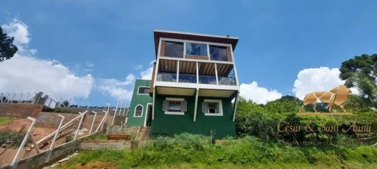 Imagem Casa com linda vista e 3 dormitórios à venda, 308 m² - Campos do Jordão/SP