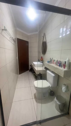 Imagem Casa com 2 dormitórios sendo 1 suíte e 2 vagas - Aventureiro | Joinville/SC