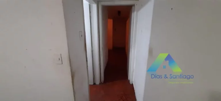 Imagem PLANALTO PAULISTA A POUCOS MINUTOS DA ESTAÇÃO DO METRO SÃO JUDAS, Casa comercial 300 metros, 2 vagas ótima localização e valor !!!!