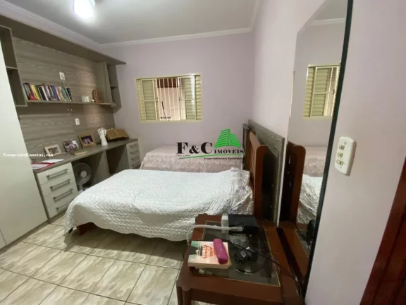 Imagem Casa para Venda em Limeira, Jardim Residencial Guimarães, 2 dormitórios, 1 banheiro, 3 vagas