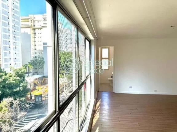 Imagem Ótimo apartamento com 137m² de área privativa, 3 dormitórios ( 1 suíte ) e 2 vagas na garagem. ...
