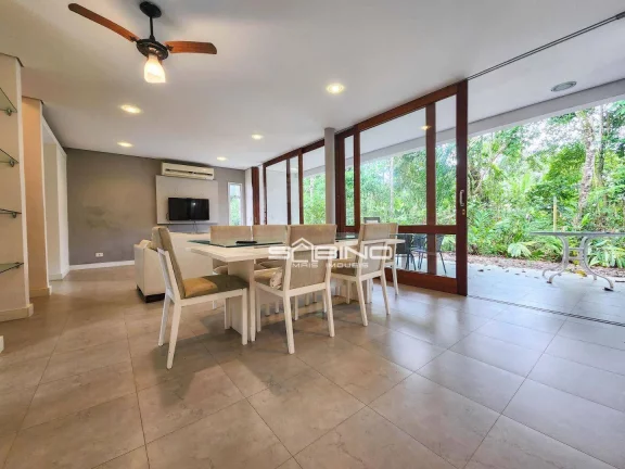 Imagem Belíssima casa de Villagio à venda com 4 Dormitórios sendo 2 suítes 232m² na Riviera de São Lourenço - Bertioga SP