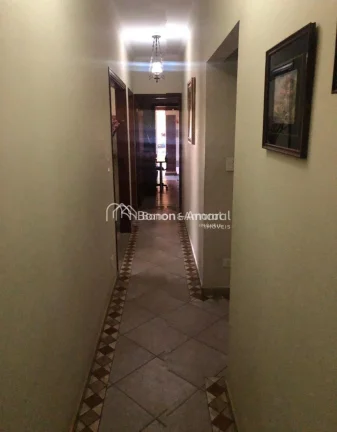 Imagem Excelente chácara com 1200m² área nobre em Paulínia.

Imóvel residencial ou comercial com 1200m...