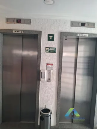 Imagem Sala Comercial com 50m² recém reformada em localização privilegiada de Moema/Zsul