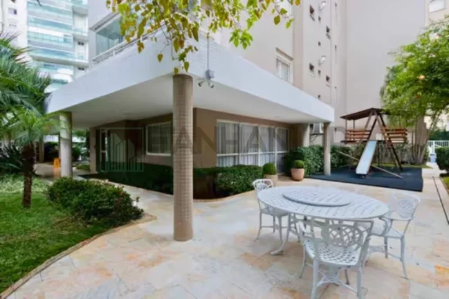 Imagem Luxuoso apartamento para locação no Paraíso, São Paulo-SP: 4 quartos, 4 suítes, 3 salas, 6 banheiros, 4 vagas, 265m².