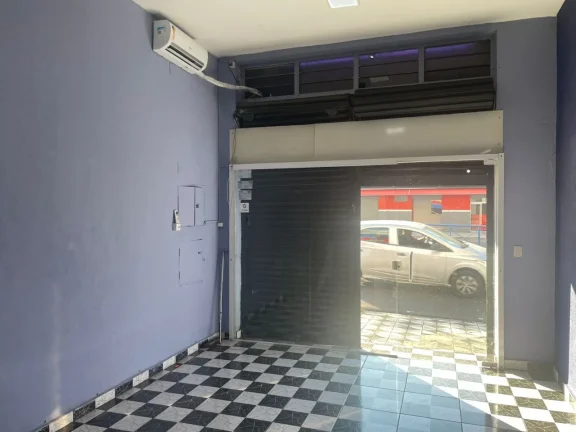 Imagem Salão Comercial para Locação na Vila Lucy em Sorocaba-SP: 50m² de Área e 1 Banheiro Disponíveis!