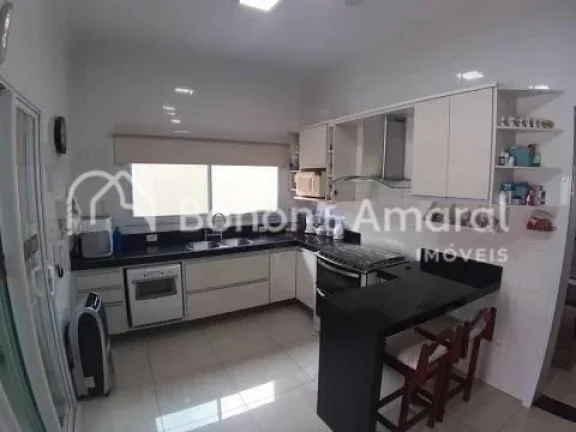 Imagem Belíssima Casa de Condomínio à Venda no Villa Lobos em Paulínia.

Com 3 suítes sendo uma delas ...