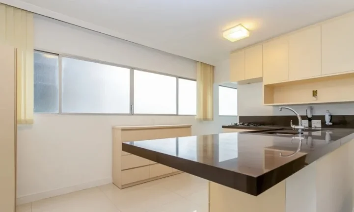 Imagem Apartamento 151M², 4Q, 1 Suíte, 4 Banheiros, 2 Vagas, Quadra, Próximo Metrô Linha Amarela.