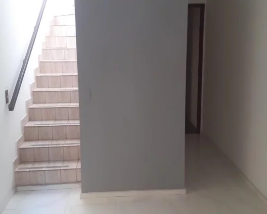 Imagem sobrado com 3 quartos e 1 suite FL26