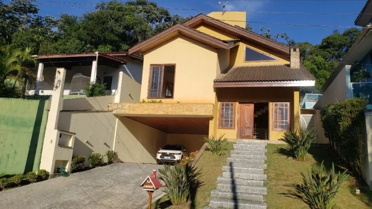 Imagem Sobrado com 4 dormitórios à venda, 335 m² por R$ 2.150.000,00 - Caputera - Arujá/SP