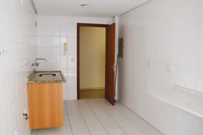 Imagem APARTAMENTO 2 DORMITÓRIOS sendo 1 SUÍTE com 87m², 1 VAGA COBERTA!