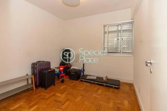 Imagem Ótimo apartamento em Moema Pássaros - 111m² - Andar alto - Living com varanda - Sala de jantar - ...