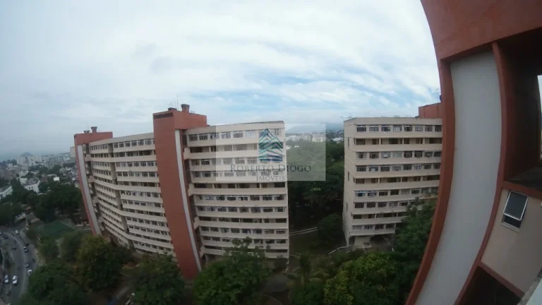 Imagem Apartamento à venda na Taquara, Rio de Janeiro-RJ: 2 quartos, 1 sala, 1 banheiro, 1 vaga de garagem!