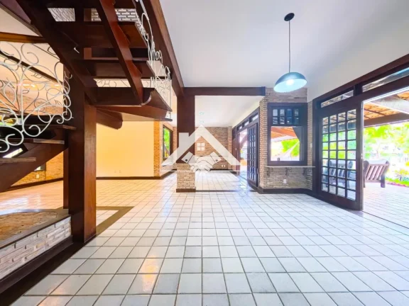 Imagem Casa para Venda em Salvador, Piatã, 5 dormitórios, 4 suítes, 5 banheiros, 2 vagas