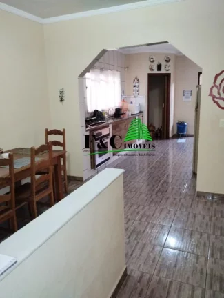 Imagem Casa para Venda em Araras, Jardim Tarumã, 3 dormitórios, 1 suíte, 1 banheiro, 4 vagas