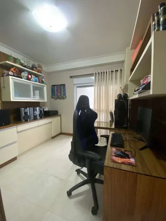 Imagem Apartamento à Venda,150m2, 04 Dormitórios(01 suíte), 03 Vagas, Campinas, São José/SC