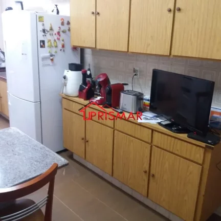 Imagem 2 dormitórios dependencia empregada 1 vaga Campo Grande