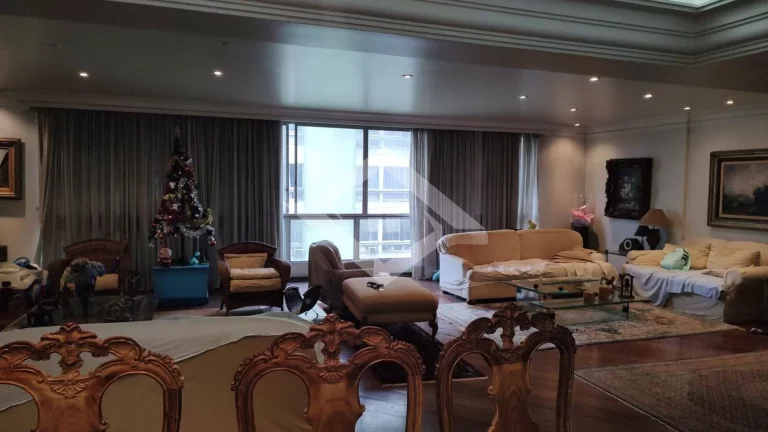 Imagem Apartamento de 4 Quartos para Venda em Copacabana com 234 m²
