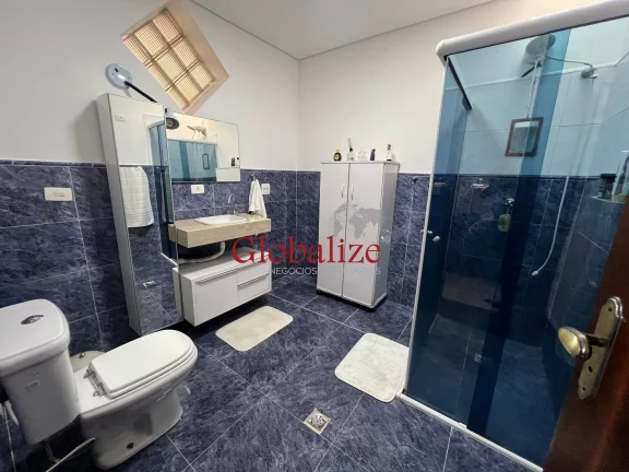 Imagem Lindo Sobrado à venda com 3 Suítes, 2 Vagas e Churrasqueira no Bairro do Boqueirão em Santos por R$ 1.530.000,00. IMPERDÍVEL