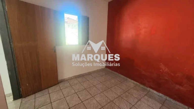 Imagem Imóvel c/ Salão Comercial á 100mts da Av. Brasil