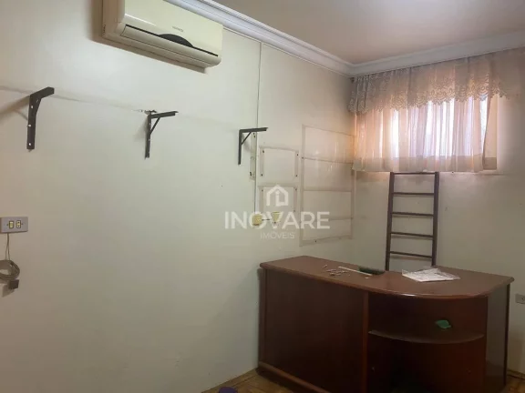Imagem Casa com 3 dormitórios para alugar, 540 m² por R$ 3.000,00/mês - Setor Central - Itumbiara/GO