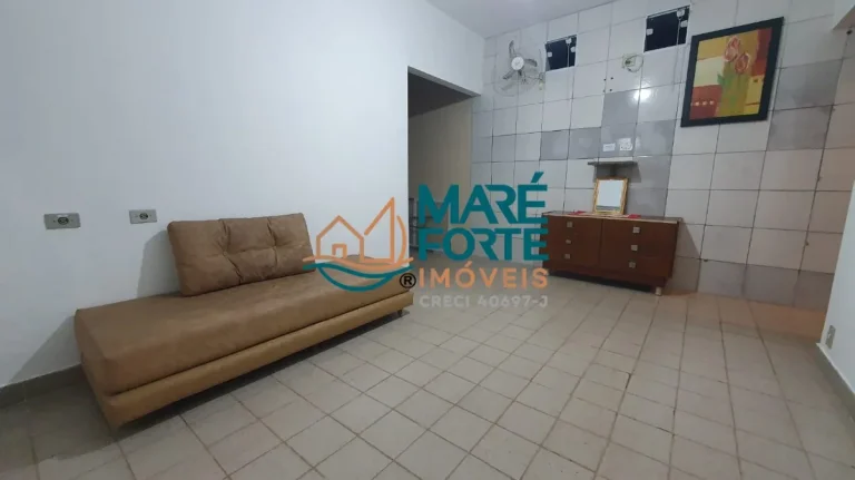 Imagem Oportunidade para quem procura um Imóvel de Esquina no Br. Pereque Açu para fazer Ponto Comercial ou Kitnet próximo a Praia