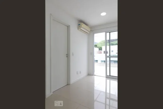 Imagem Apartamento à Venda - Vargem Pequena, 3 Quartos, 135 m2