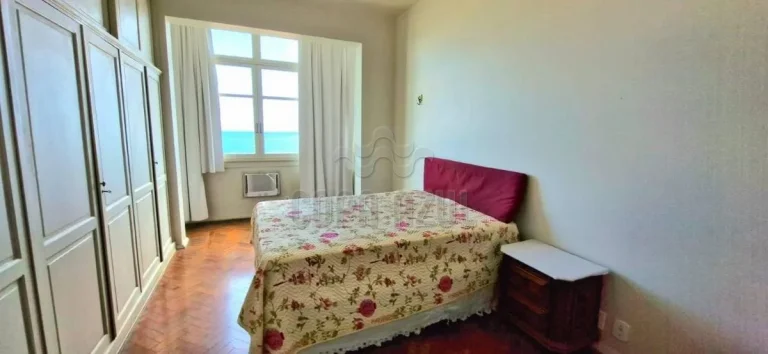 Imagem Copacabana - Residencial › Apartamento com 4 quarto(s) a Venda