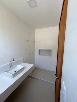 Imagem Casa de Condomínio com 4 Quartos à Venda, 370 m² em Alphaville (abrantes) - Camaçari