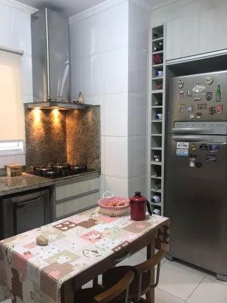 Imagem Sobrado para Venda por R$1.500.000,00 com 375m², 3 suites, 5 vagas e 5 banheiros - Tatuapé, São paulo / SP - Cód. BDI37637