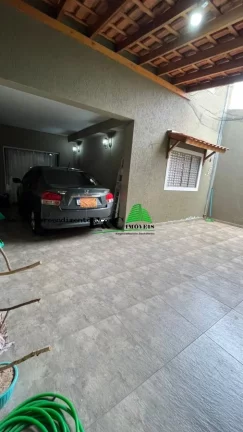 Imagem Sobrado para Venda em Limeira, JARDIM SÃO LOURENÇO, 3 dormitórios, 1 suíte, 1 banheiro, 3 vagas