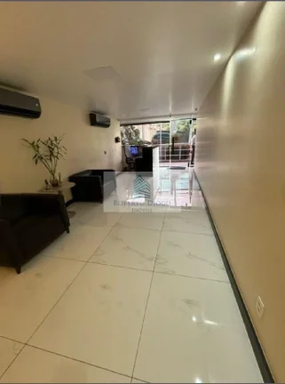 Imagem Apartamento à venda em Niterói-RJ, bairro Fátima: 3 quartos, 1 suíte, 2 banheiros, 1 vaga de garagem, 64m² de área. Imperdível!
