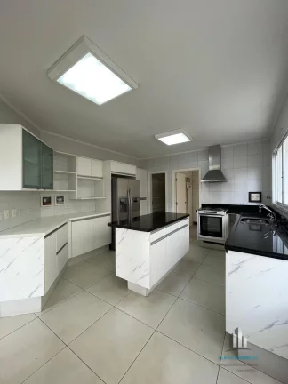 Imagem Casa em Condomínio de Alphaville para Locação com 4 Suítes e 4 Vagas