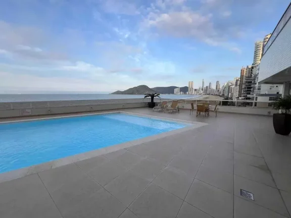 Imagem Apartamento frente mar com 3 suítes e 4 vagas de garagem em Balneário Camboriú