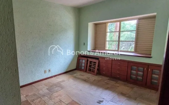 Imagem Casa à Venda no Jardim Sorirama (bolsão) - Sousas, Campinas/SP

Com arquitetura charmosa e espaço...