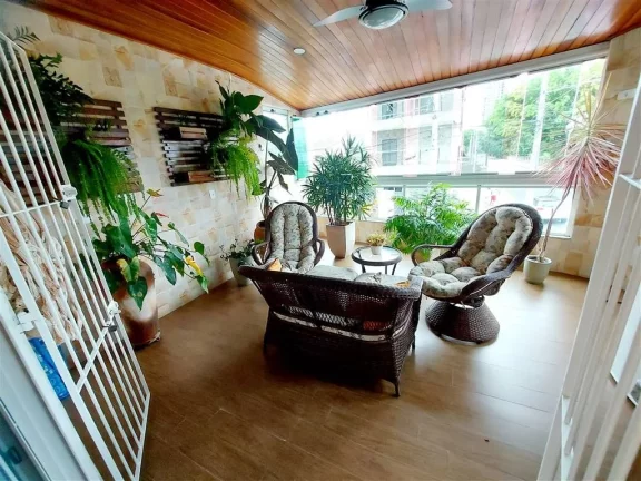 Imagem Casa à Venda em Guilhermina, Praia Grande - SP
