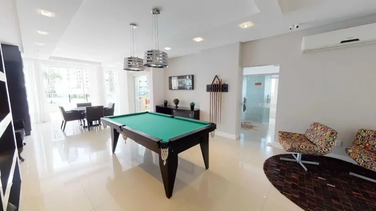 Imagem Apartamento com 3 suítes e 3 vagas de garagem no Centro de Balneário Camboriú