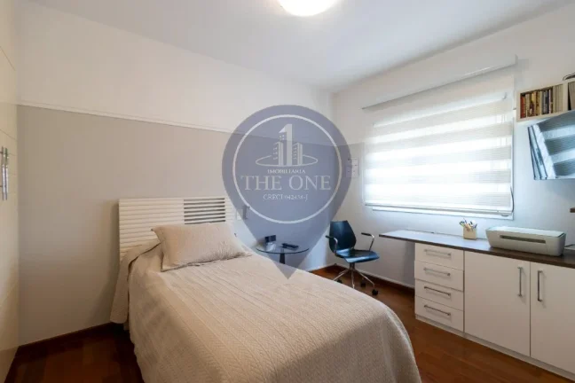Imagem Apartamento de Luxo à Venda em Indianópolis, São Paulo - 3 Quartos, 3 Suítes, 2 Salas e 195m² de Pura Sofisticação!