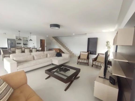Imagem Apartamento duplex novo para temporada em Jurerê – vista para o mar