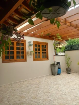 Imagem LINDA CASA EM ÁGUAS DE SÃO PEDRO.PISO SUPERIOR COM 2 DORMS, COM SACADA, SENDO 1 SUÍTE COM AR COND...