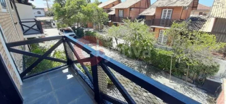 Imagem Casa com 3 dormitórios à venda, 100 m² por R$ 420.000,00 - Peró - Cabo Frio/RJ