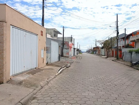 Imagem Casa no Santa Regina: Oportunidade de Sair do Aluguel em Itajaí