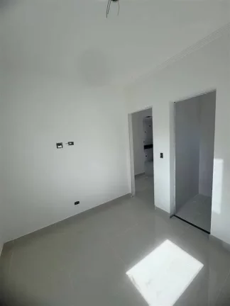 Imagem CASA COM 52.14 m² - BOQUEIRAO - PRAIA GRANDE SP