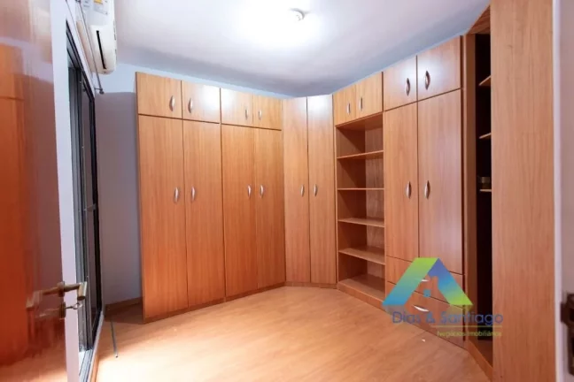 Imagem VILA NAIR Sobrado 103M², 3 dormitórios sendo 1 suíte, 1 vaga de garagem com ótima localização e valor !!!