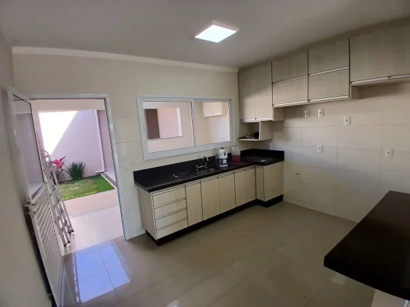 Imagem Linda Casa à venda no Condomívio Portal da Serra em Bragança Paulista!