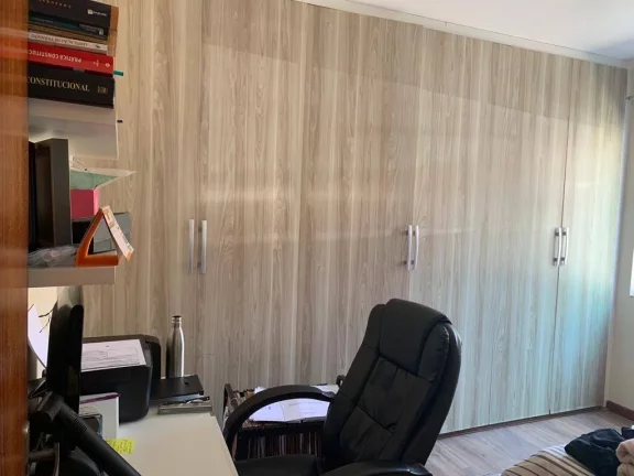 Imagem Vendo este lindo apto de 3 quartos em Nova Friburgo. Bairro Cônego.
