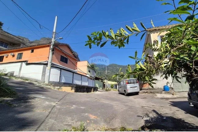 Imagem Casa á venda com 2 quartos com 70m² em Taquara - Rio de Janeiro