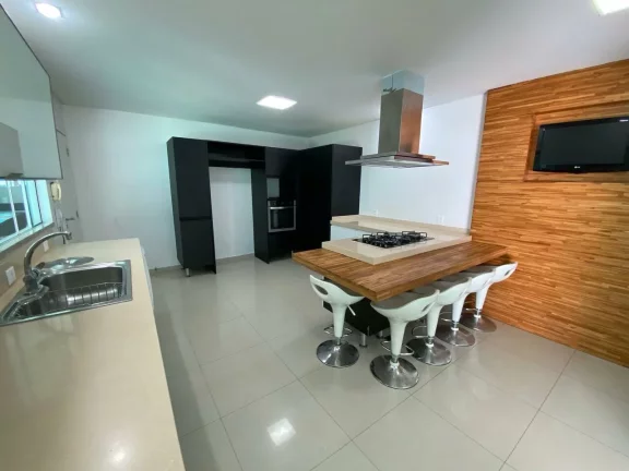 Imagem Casa com 6 dormitórios à venda sendo 5 suítes, 496.51 m² por - R$ 6.500.000,00 - Estados - Bal. Camboriú/SC