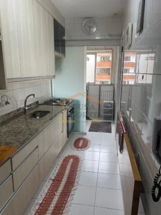 Imagem Apartamento com 3 dormitórios, sendo 1 suíte, 80m² de área útil, 1 vaga de garagem e um depósi...